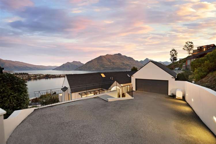 94 Hensman Road Queenstown_24