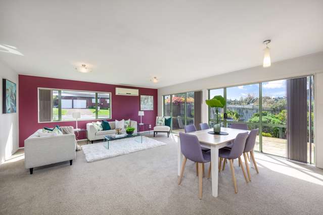 2/1 Langton Road Stanmore Bay_1