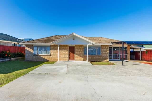 39A Robert Skelton Place Clendon Park_2