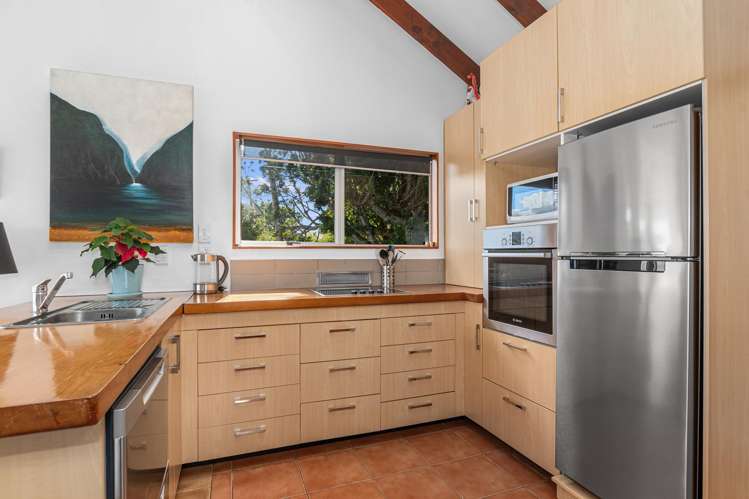 48 Punga Grove Avenue Riverside_2