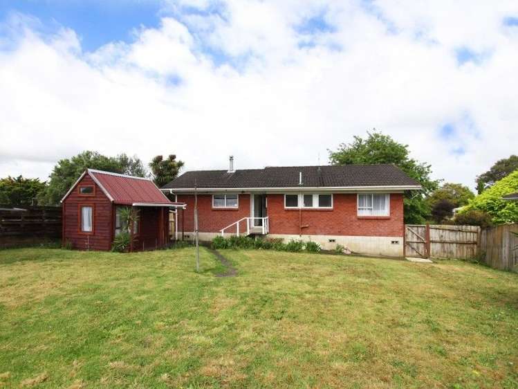 16 Galilee Avenue Red Hill_8