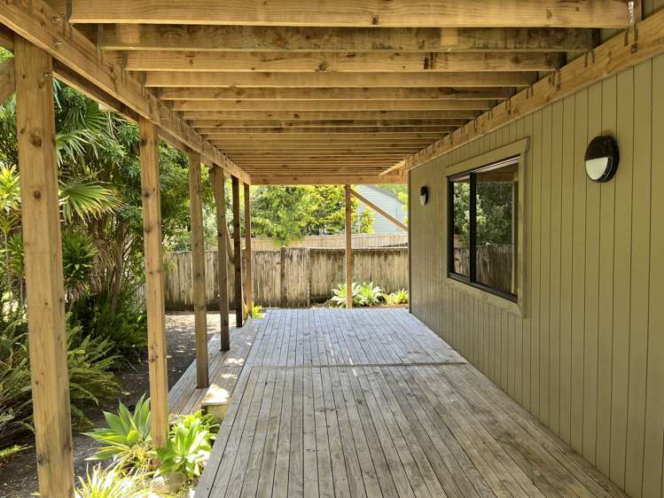 112 Winslow Place Matarangi_11