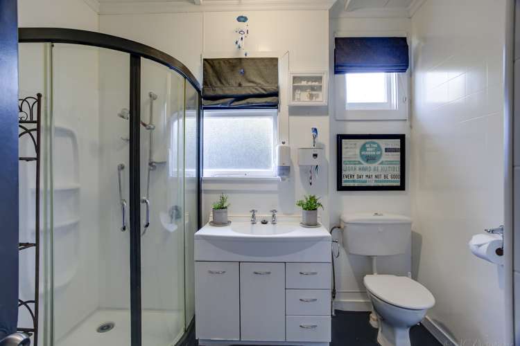 229 North Street West End_16