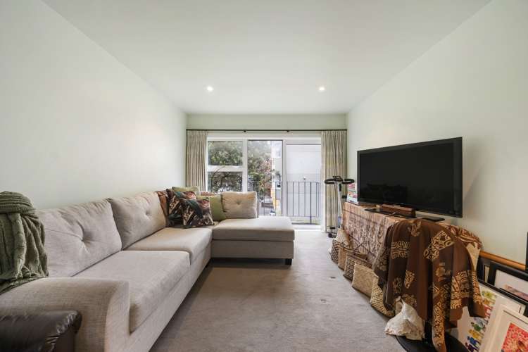 5/10 Austin Street Mount Victoria_4