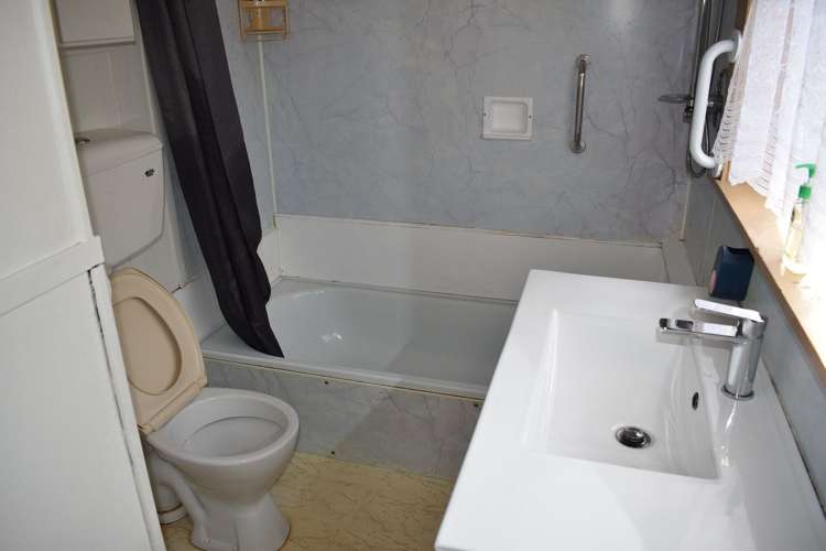 20A Northcote Road Takapuna_9