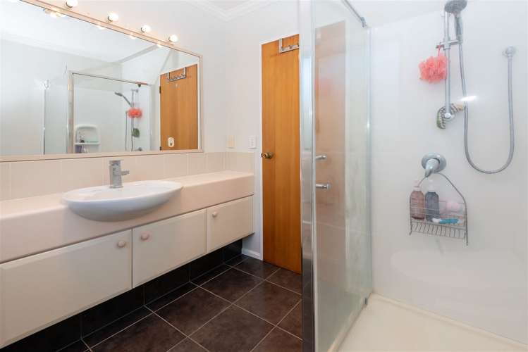 2/130 Sandspit Road Cockle Bay_7