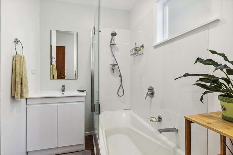 28 Delhi Crescent Khandallah_12