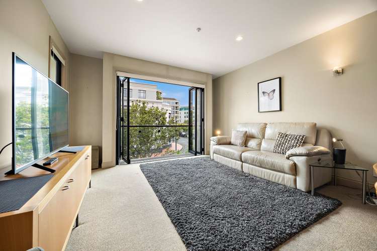 1L/22 Pakenham Street East Auckland Central_8