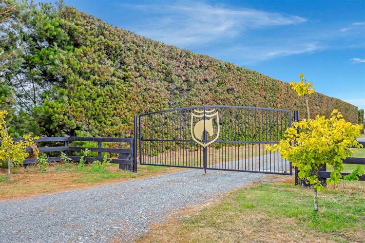 646 Grange Road Burnham_30