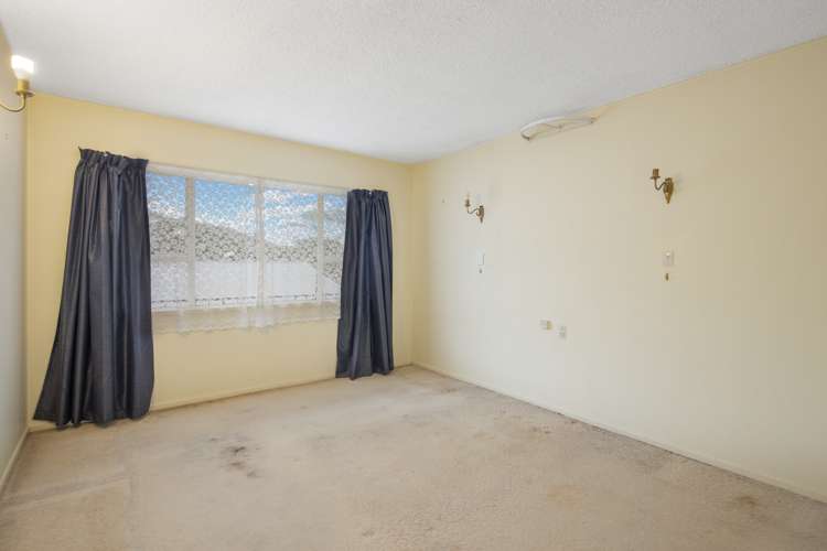 2/10 Box Hill Khandallah_5