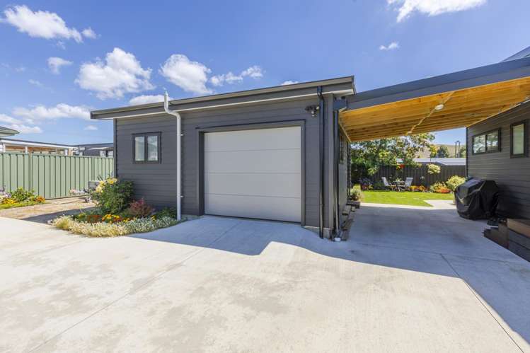 3 Russell Street Otane_21