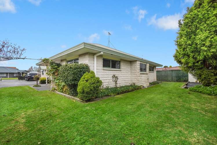 5b Cedar Crescent Matamata_14