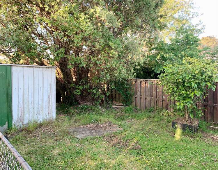 1/9 Wairata Place Te Atatu South_21