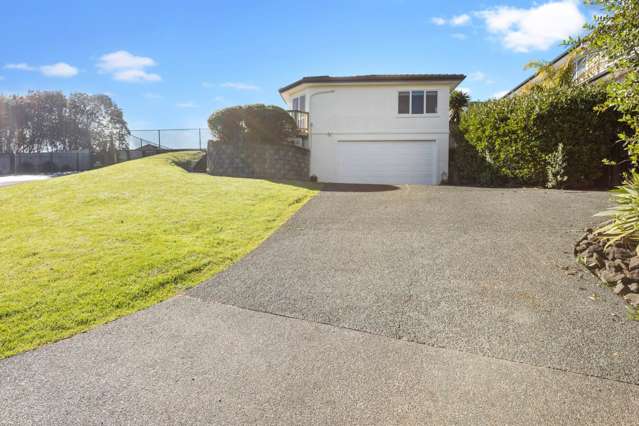 10 Mackay Drive Greenhithe_1