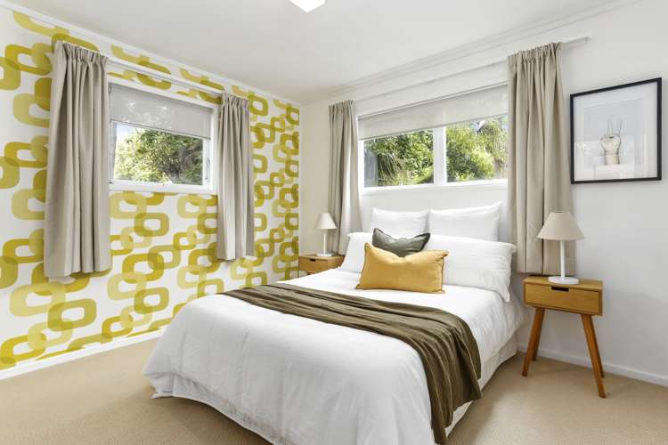 34 Queen Mary Avenue New Lynn_10