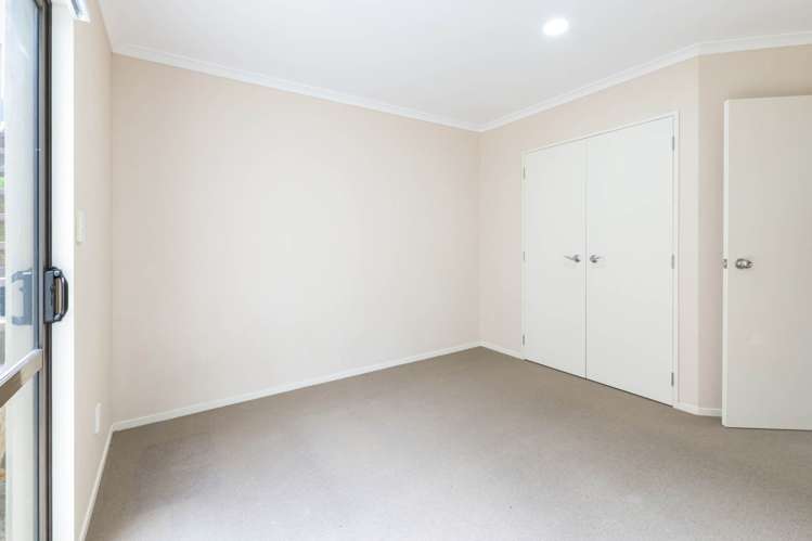 9 Multose Drive Flat Bush_8