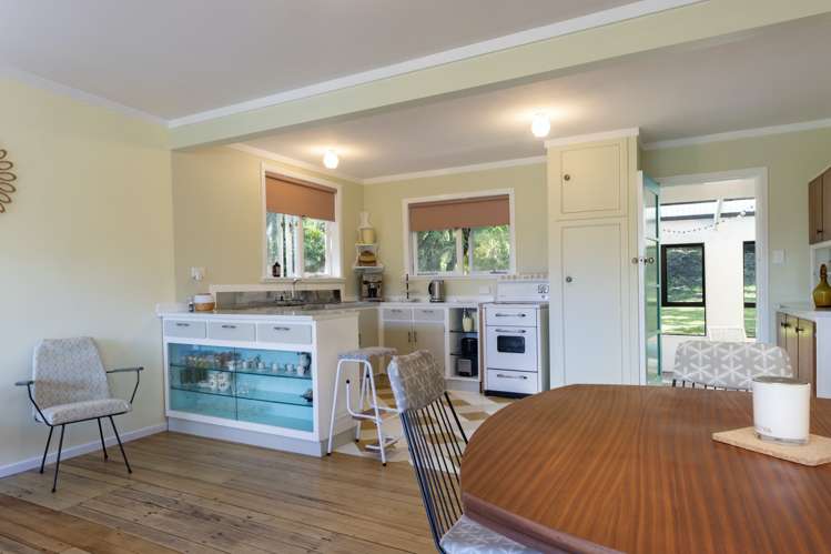 49 North Piha Road Piha_8