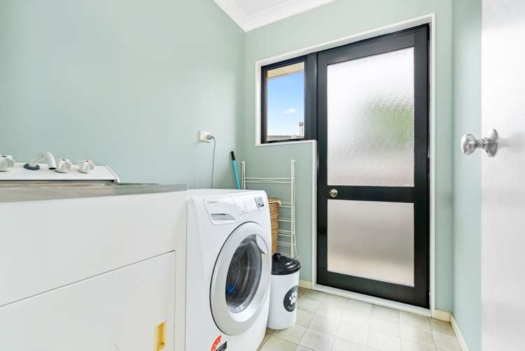 29a Barrie Crescent Silverdale_12