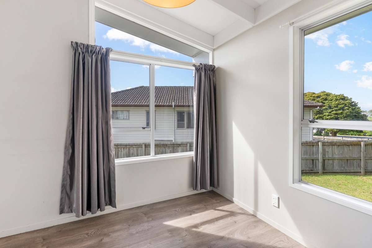 32 Glennandrew Drive_3