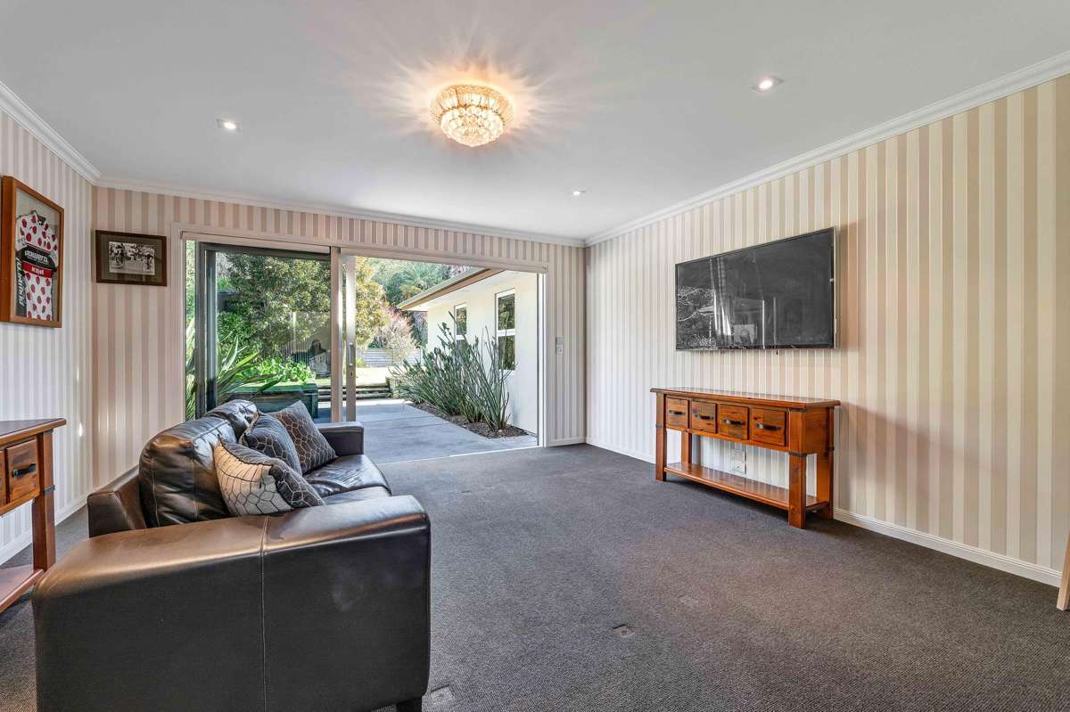 34 Lower King Road_5