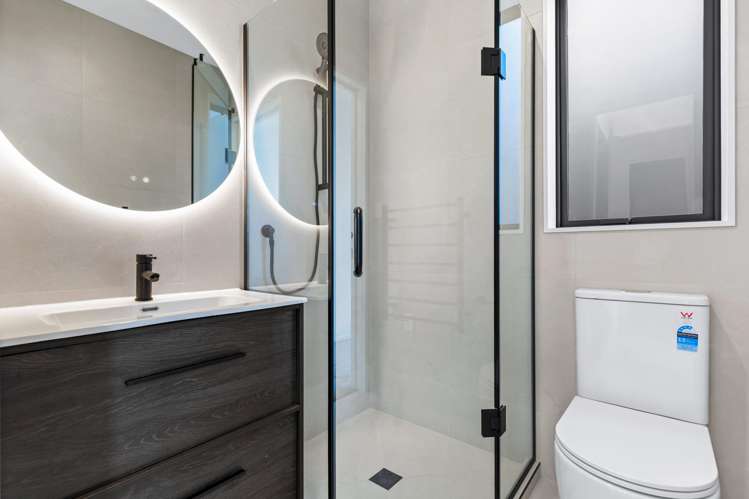 5 Herekino Street Westgate_14