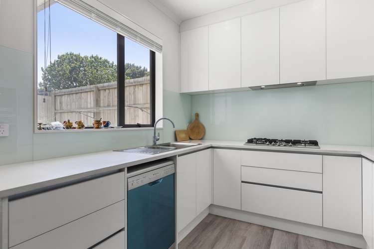 5/32 Alfriston Road Manurewa_5