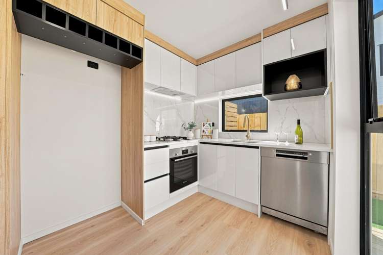 62 Mclean Avenue_3