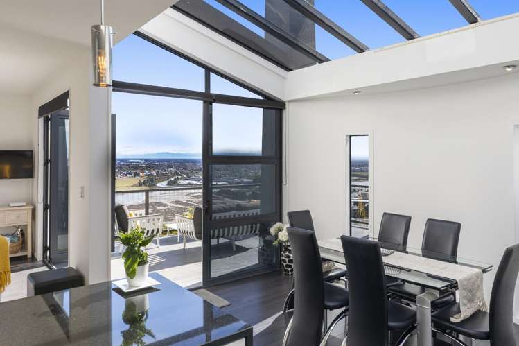 8 Valley View St Andrews Hill_21