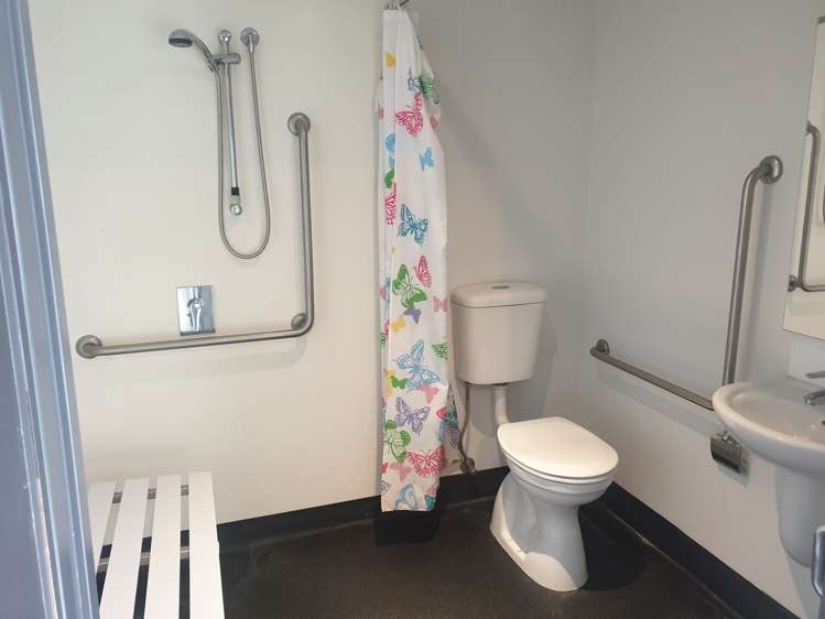 701/133 Beach Road Auckland Central_10