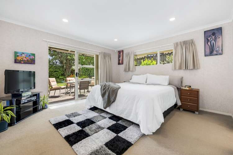 6 Bampton Rise Northpark_23