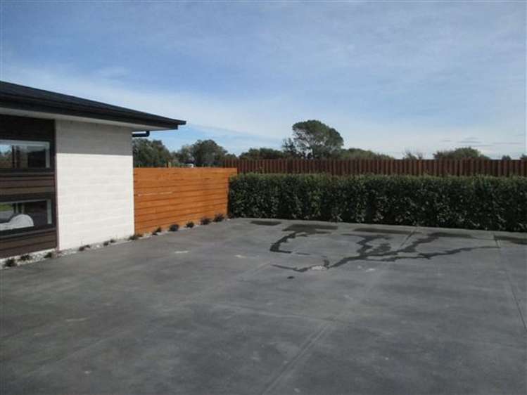 20 Russ Drive Lincoln_13