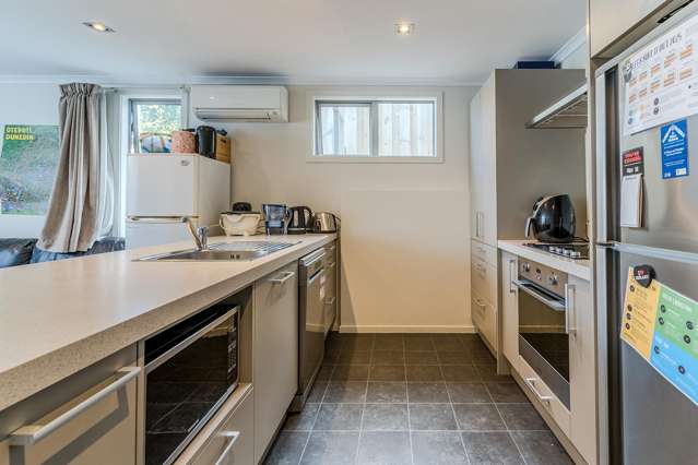 23 A,B,C Cargill Street Dunedin Central_3