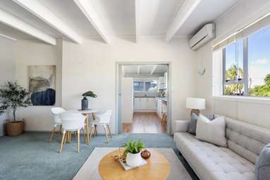 2/264 St Heliers Bay_4