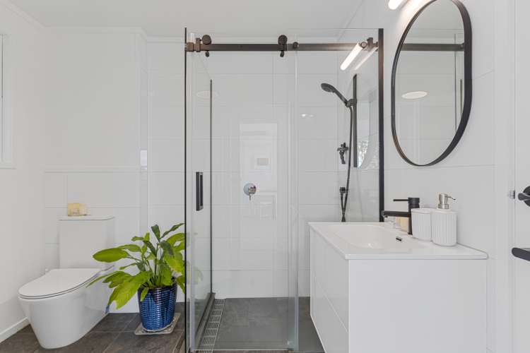 1/14a Albert Road Devonport_7