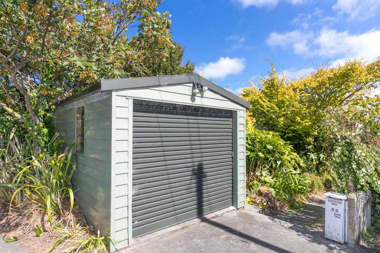 99 Monorgan Road Strathmore Park_15