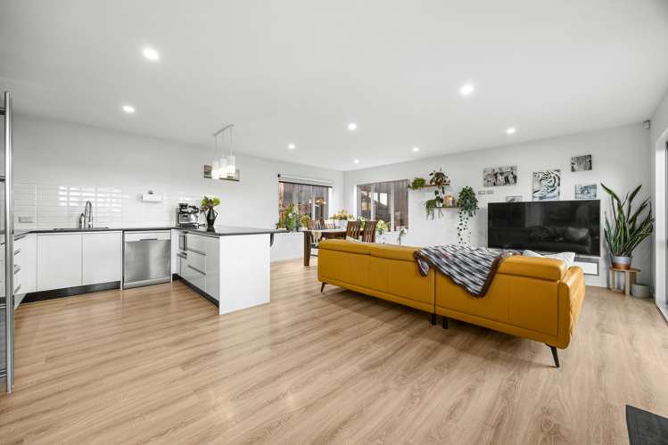 2/61 Albrecht Avenue Hillsborough_7