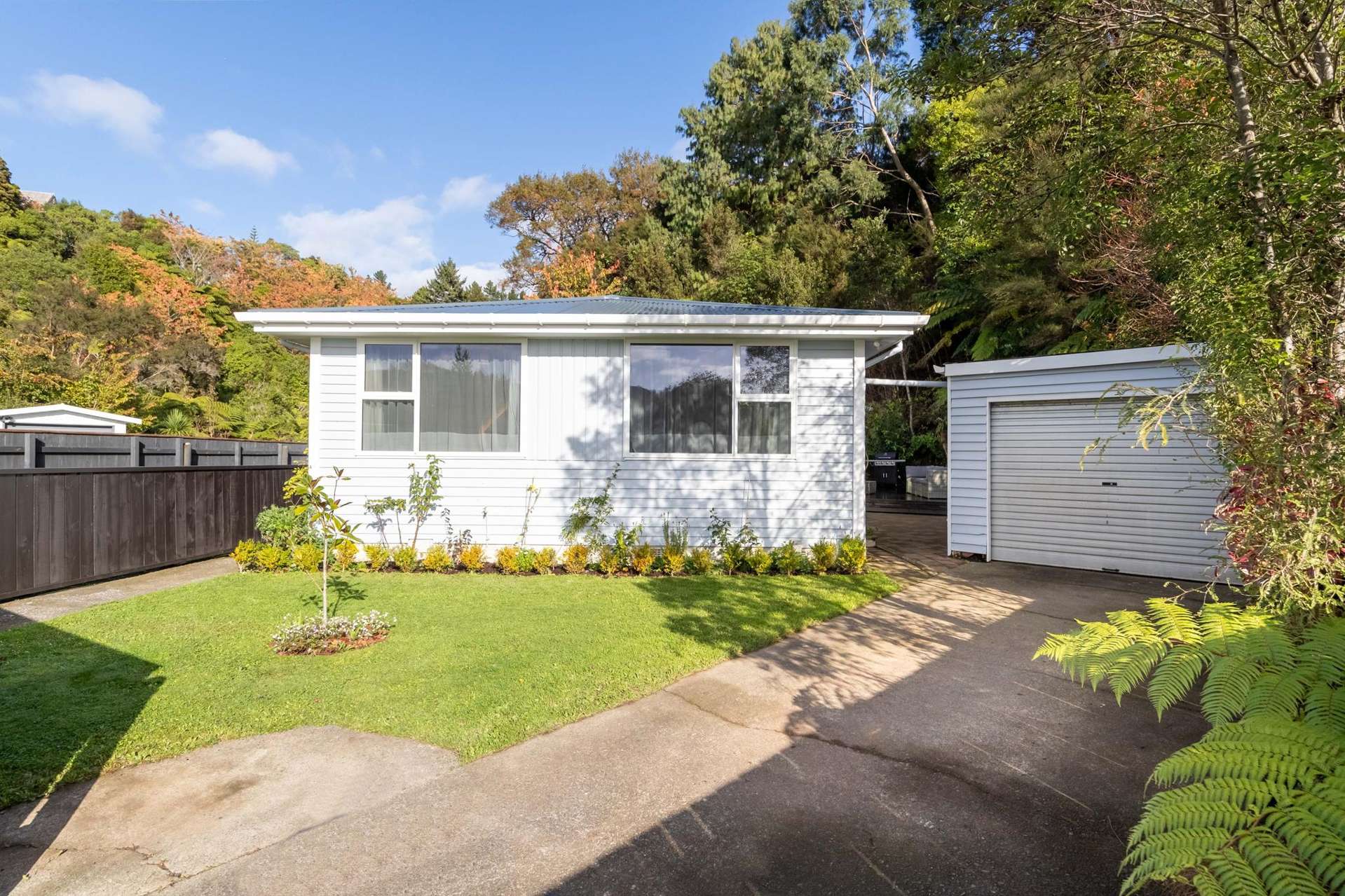 9 Harold Grove Stokes Valley_0