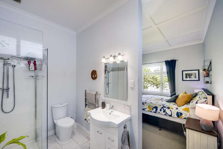 141 Georges Drive Napier South_15