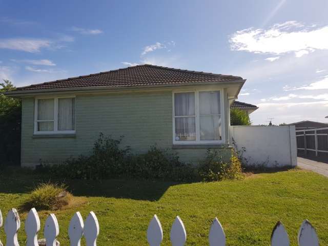 7 Cottrell Crescent Onekawa_1