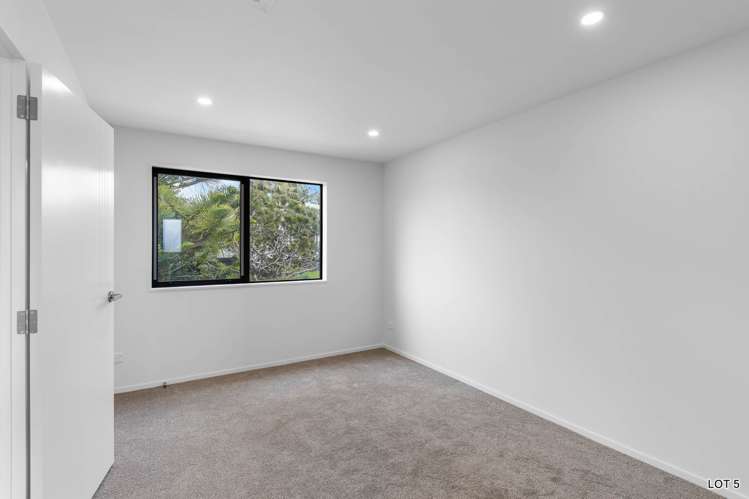 127 Glengarry Road Glen Eden_31