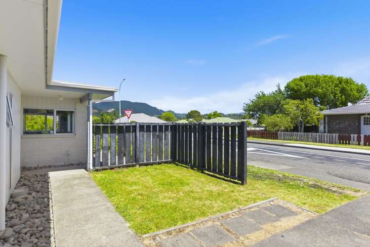2 Cypress Grove Paraparaumu_6