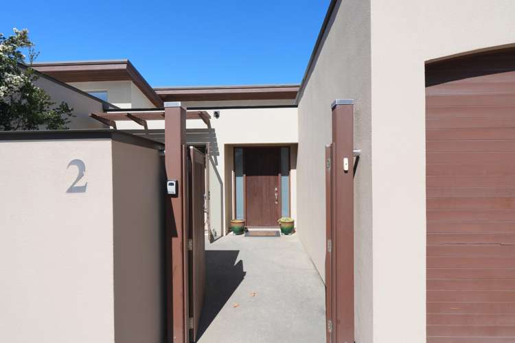 2/10 Lake Street Queenstown_56