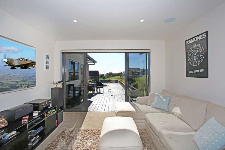 11 Bernora Crescent Bombay_13