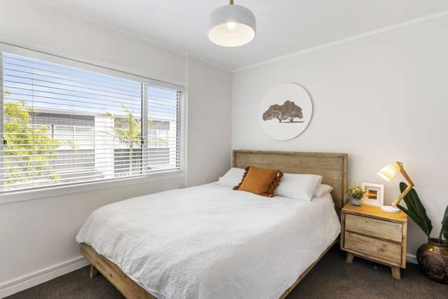 13/10 George Street Mount Eden_4