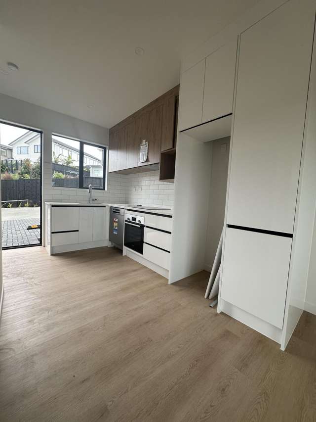1/130 Te Oneroa Way Long Bay_2