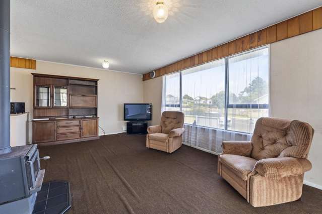15 Hewson Crescent Otaki Beach_4