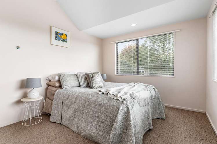 2/63 Fancourt Street Meadowbank_9