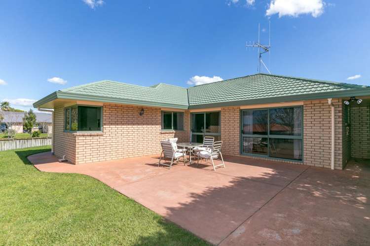 2 Highgrove Drive Grandview Heights_16