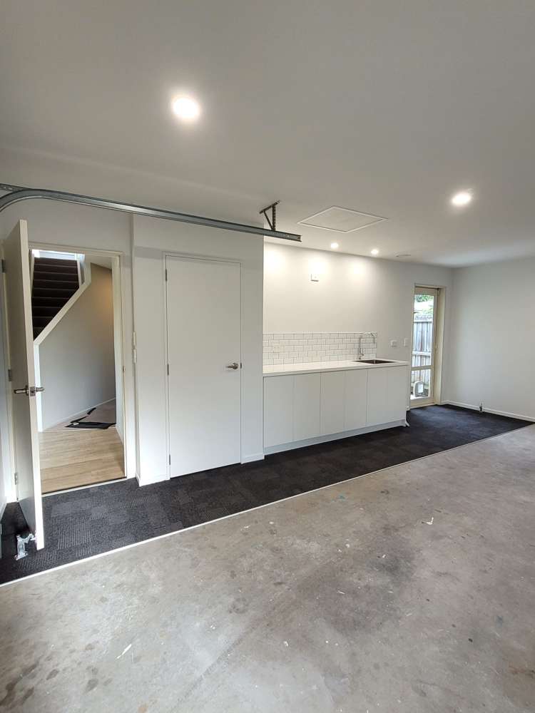 22 Croftwood Lane Harewood_35