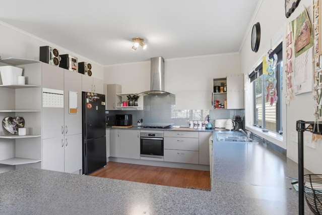 174 Kaipara Coast Highway Helensville_4